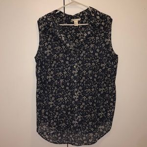 H & M Sleeveless Blouse